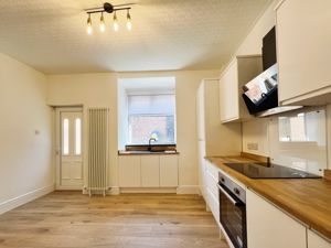 Kitchen- click for photo gallery